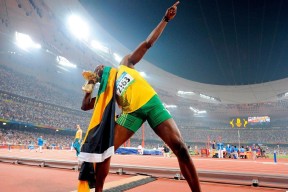 中国足球联赛品牌推广活动持续升温，中国足球职业超级联赛广告语