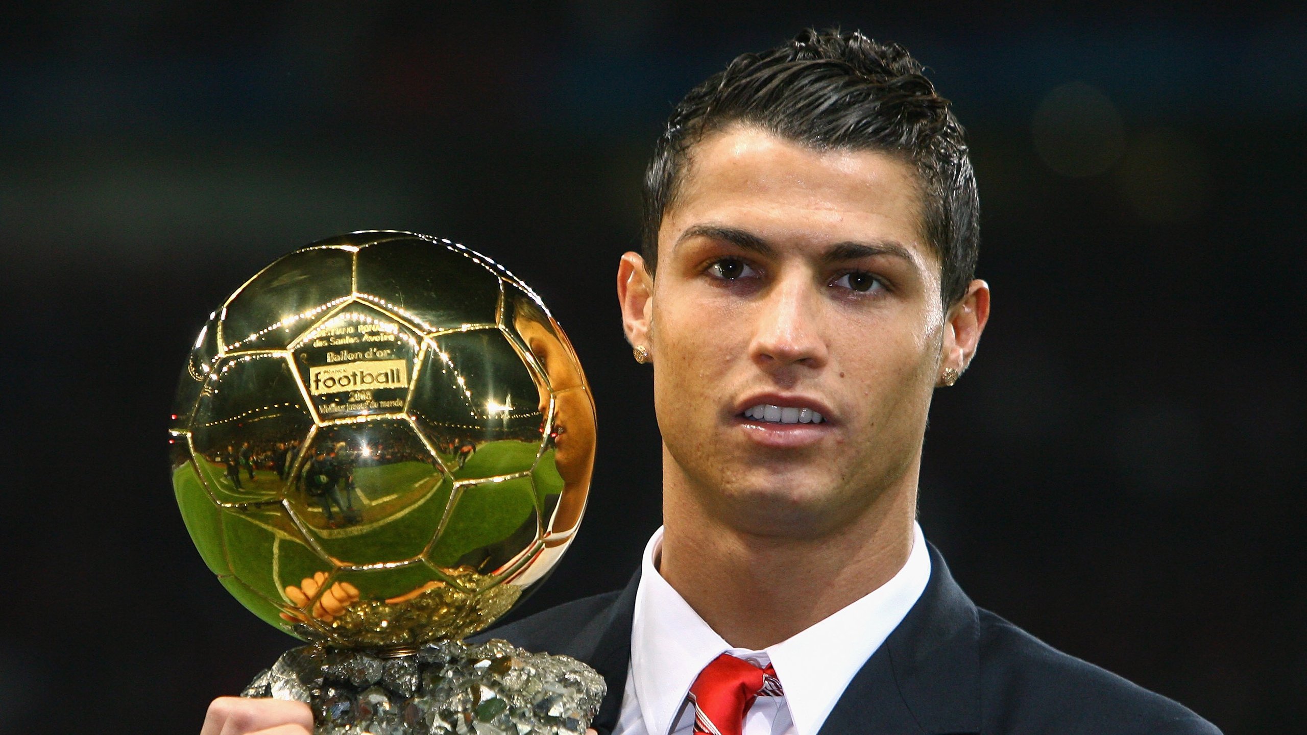 1亿转会费球星欧冠首秀，尤文多特对决悬念重重，尤文进欧冠概率